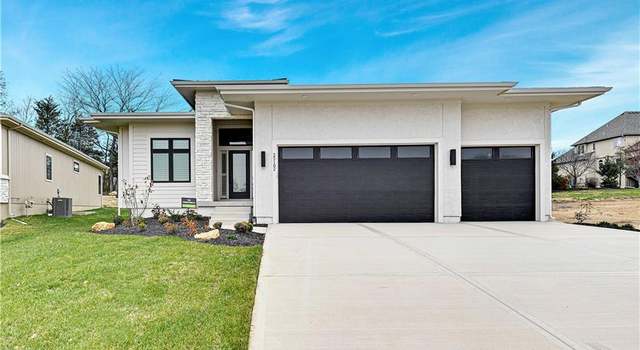 Photo of 25102 W 98th Pl, Lenexa, KS 66227