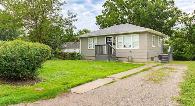Photo of 407 S Hocker St, Independence, MO 64050