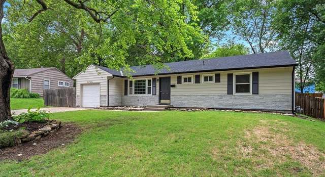 Photo of 6706 W 76th Ter, Overland Park, KS 66204