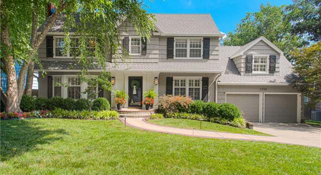 Photo of 1204 W 70th St, Kansas City, MO 64113
