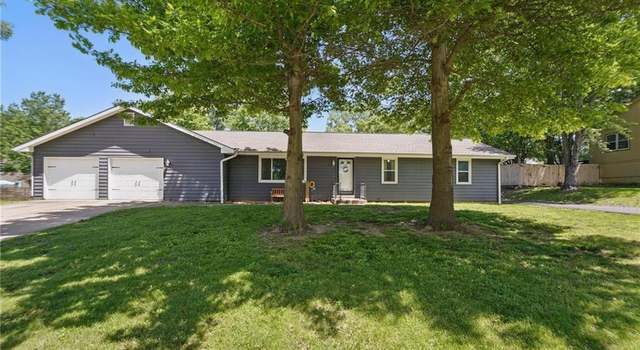 Photo of 1151 S Bury St, Tonganoxie, KS 66086