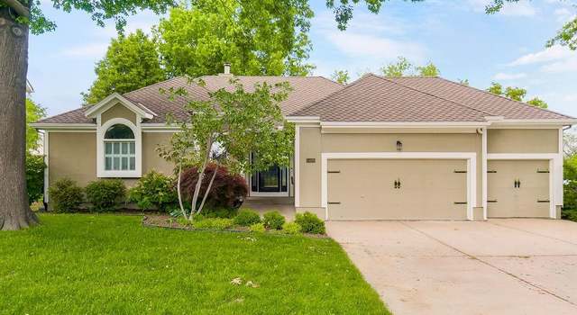 Photo of 5408 W 153rd St, Leawood, KS 66224