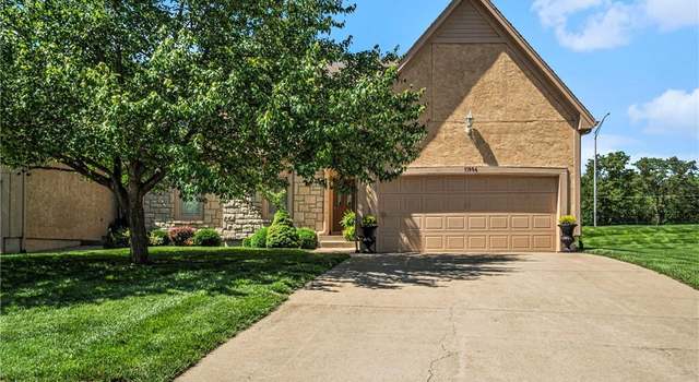 Photo of 11904 Westgate Cir, Overland Park, KS 66213