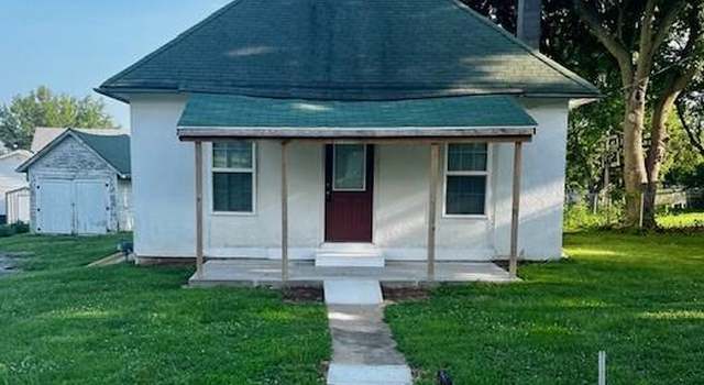 Photo of 404 W William St, Savannah, MO 64485