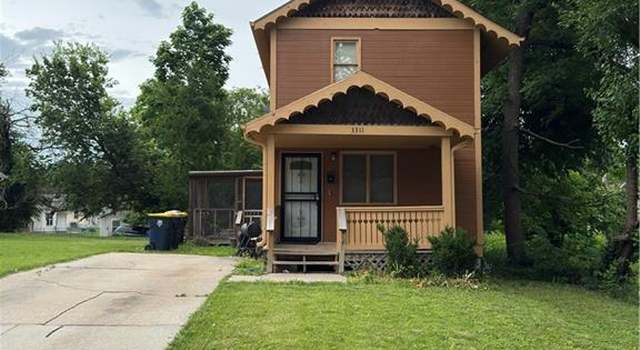 Photo of 3311 Flora Ave, Kansas City, MO 64109