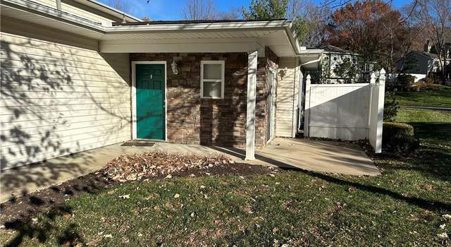 Photo of 388 N Clayview Dr, Liberty, MO 64068