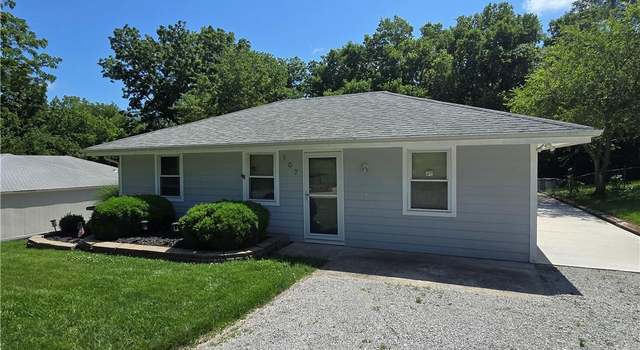 Photo of 107 N Ranson Rd, Greenwood, MO 64034