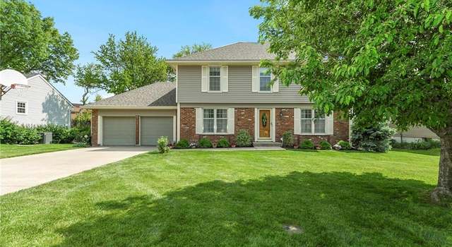 Photo of 12433 W 105th St, Overland Park, KS 66215