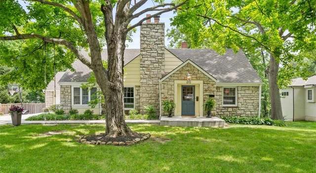 Photo of 8315 Lee Blvd, Leawood, KS 66206