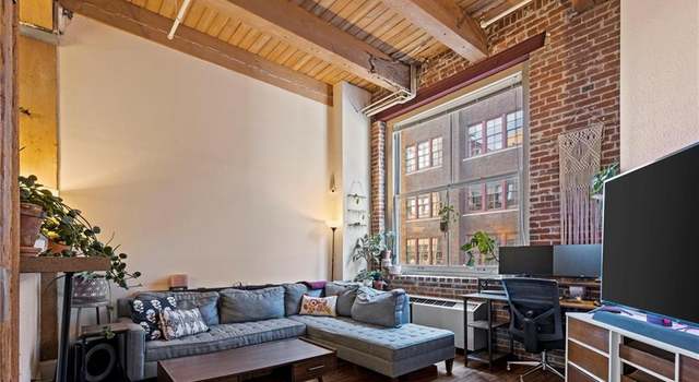 Photo of 308 W 8th St #309, Kansas City, MO 64105