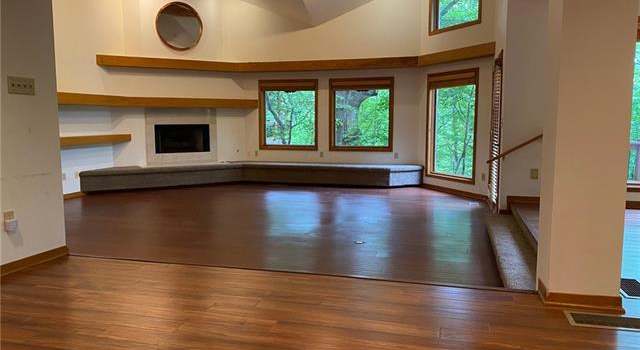 Photo of 5312 NW Bluff Way, Parkville, MO 64152