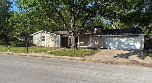 Photo of 2409 Edgevale Dr, Coffeyville, KS 67337