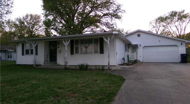 Photo of 912 & 914 S Locust St, Sweet Springs, MO 65351