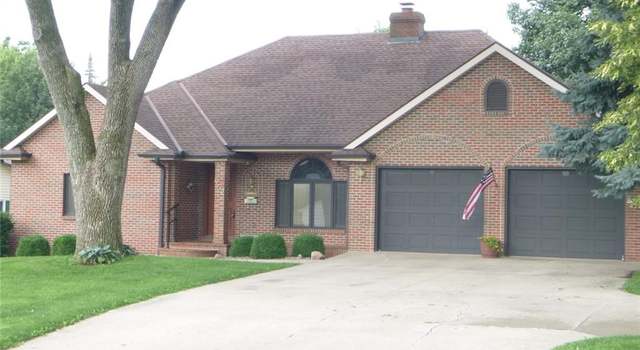 Photo of 402 S Munn St, Maryville, MO 64468