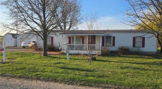 Photo of 1645 Cardinal Dr, Odessa, MO 64076