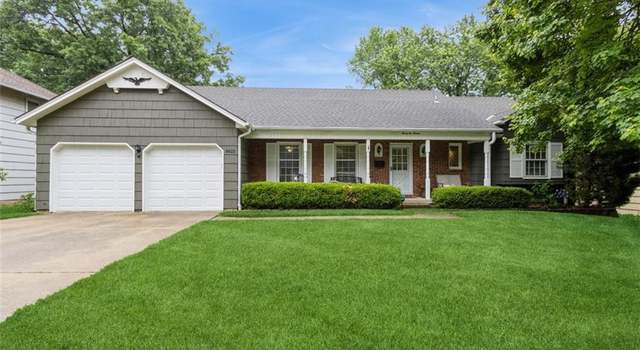 Photo of 9613 Dearborn St, Overland Park, KS 66207