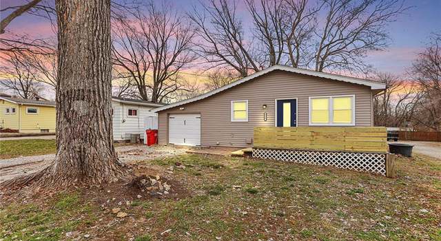 Photo of 415 S Hunter St, Independence, MO 64050