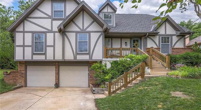 Photo of 3512 NW Lake Dr, Lees Summit, MO 64064