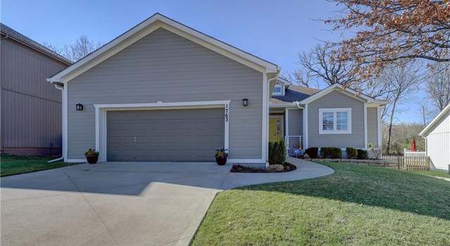 Photo of 1763 N Sunset St, Olathe, KS 66061