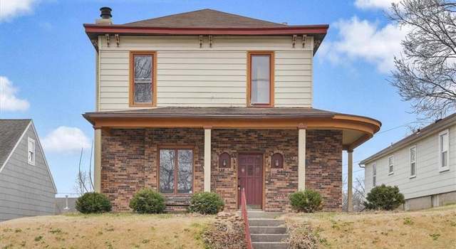 Photo of 559 Prospect St, Leavenworth, KS 66048