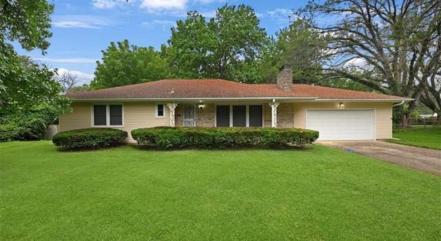 Photo of 5404 Hedges Ave, Raytown, MO 64133