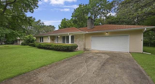Photo of 5404 Hedges Ave, Raytown, MO 64133