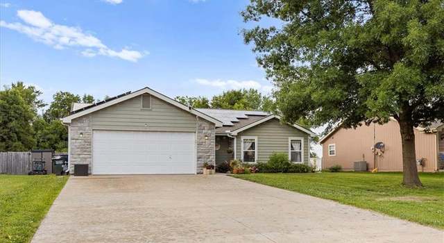Photo of 737 North St, Lawrence, KS 66044
