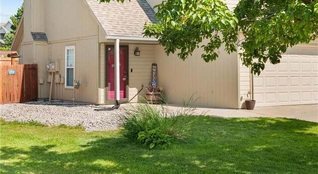 Photo of 643 NE Swann Cir, Lee's Summit, MO 64086