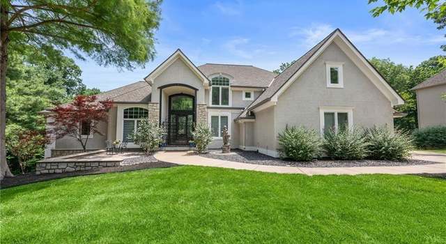 Photo of 4523 N Mulberry Dr, Kansas City, MO 64116