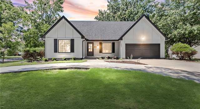 Photo of 7401 W 99th St, Overland Park, KS 66212