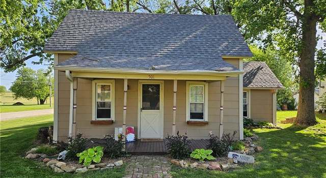 Photo of 501 Elm St, Nortonville, KS 66060