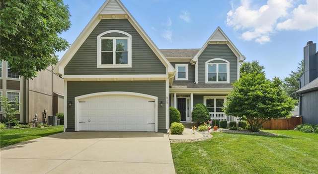 Photo of 9729 Prairie Creek Rd, Lenexa, KS 66220