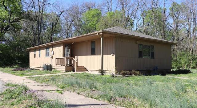 Photo of 521 18th St, Topeka, KS 66607
