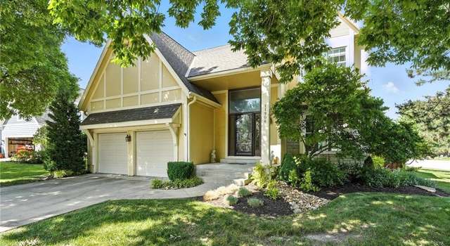 Photo of 11906 S Rene St, Olathe, KS 66062