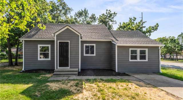 Photo of 1830 Illinois St, Lawrence, KS 66044