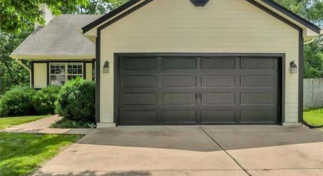 Photo of 1914 S Leslie Dr, Independence, MO 64055