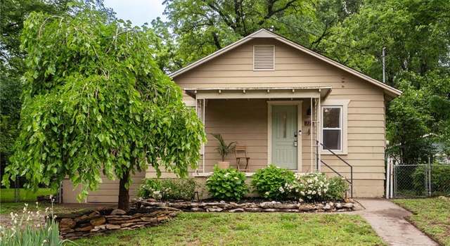 Photo of 771 Locust St, Lawrence, KS 66044