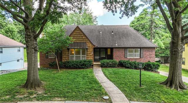 Photo of 6905 NW Birch Ln, Kansas City, MO 64151