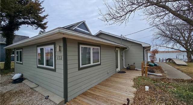 Photo of 132 Kahola Rd, Council Grove, KS 66846