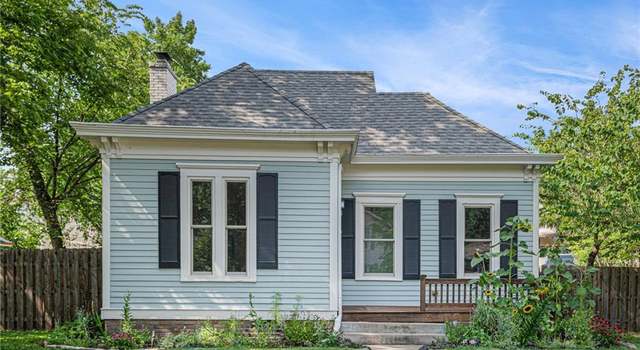 Photo of 334 W Kansas St, Liberty, MO 64068