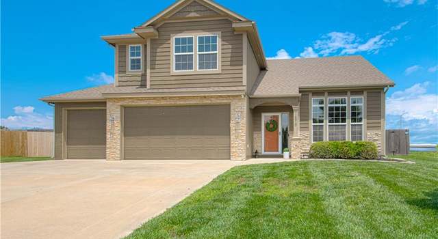 Photo of 16910 Tucker Ct, Basehor, KS 66007