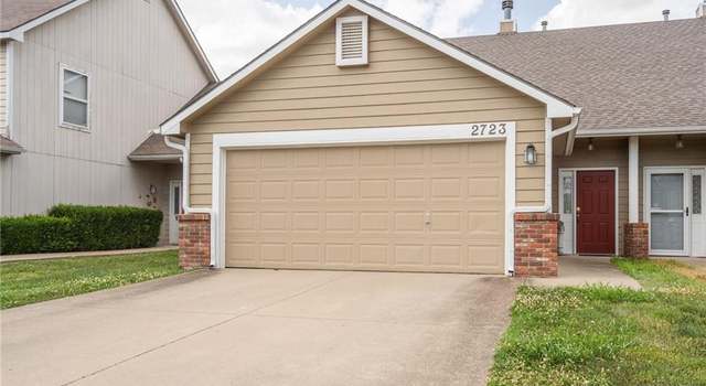Photo of 2723 Grand Cir, Lawrence, KS 66047