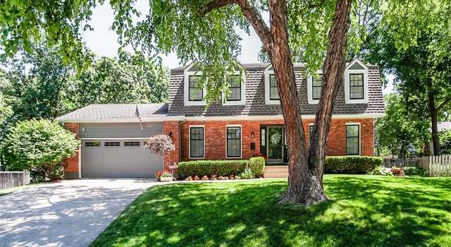 Photo of 9718 W 115th Ter, Overland Park, KS 66210