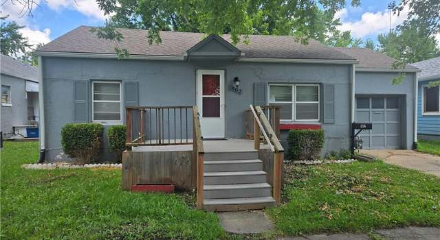 Photo of 902 E Wea St, Paola, KS 66071