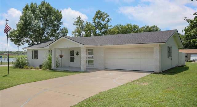 Photo of 1002 Coronada St, Coffeyville, KS 67337