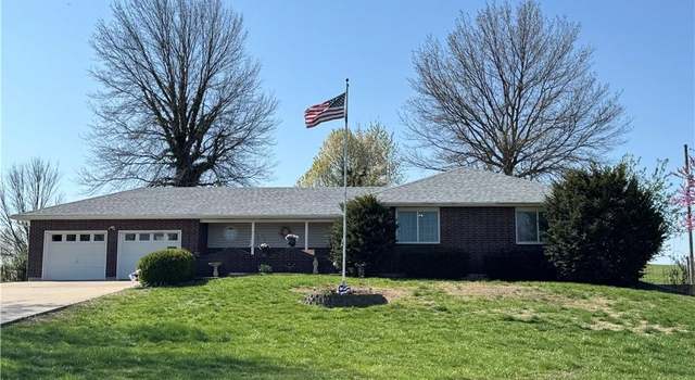 Photo of 13885 Mc Intyre Rd, Leavenworth, KS 66048