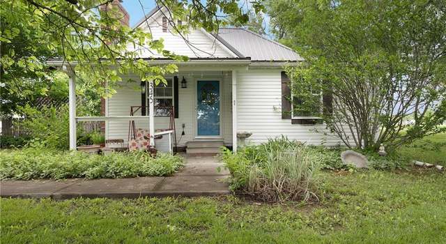 Photo of 345 SW 100th Rd, Centerview, MO 64019