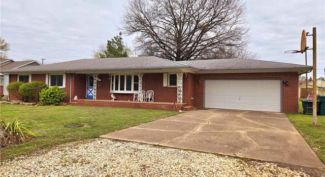 Photo of 302 N Linn St, Frontenac, KS 66763