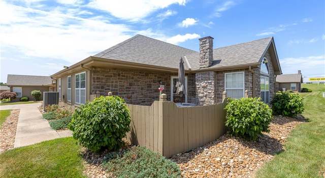 Photo of 674 NE 65th Ter, Kansas City, MO 64118