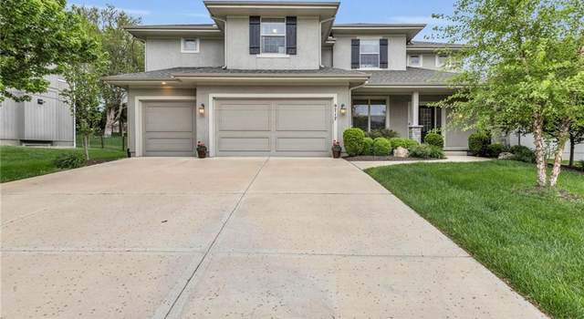 Photo of 9717 Wild Rose Ln, Lenexa, KS 66227